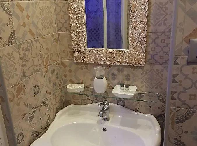 Szálloda Central 2*